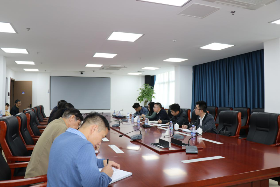 福建省工信厅石化处处长罗天进到访石化设计院开展调研(图1) 福建省工信厅石化处处长罗天进到访石化设计院开展调研(图1)